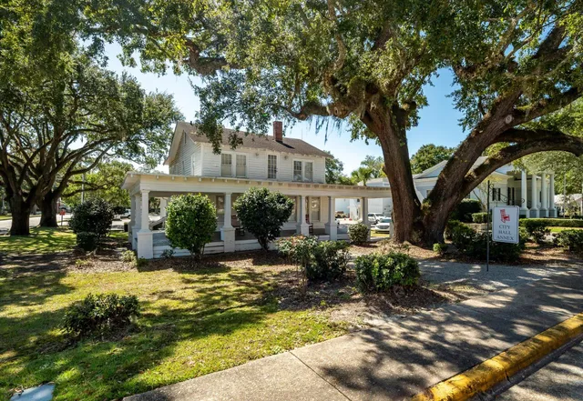 $849,999 | 1303 Wichman Street, Walterboro, SC 29488