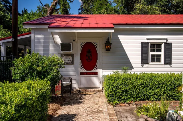 $849,999 | 1303 Wichman Street, Walterboro, SC 29488