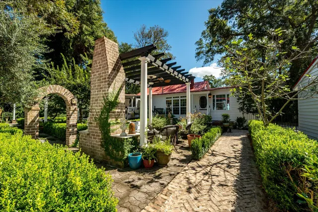 $849,999 | 1303 Wichman Street, Walterboro, SC 29488