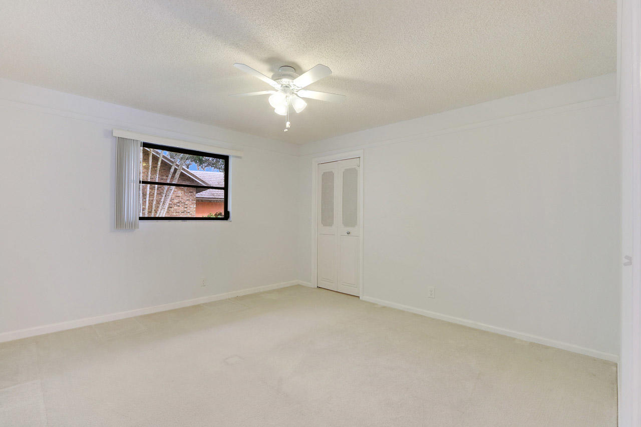 37 Hickory Hill Road Tequesta, FL 33469 - Photo 14 of 21 Bedroom 2