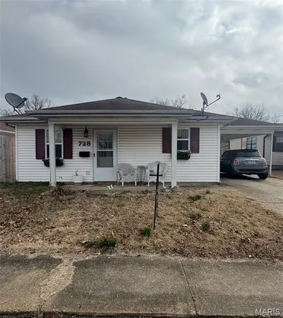 $105,000 | 728 North Locust Street, Dexter, MO 63841