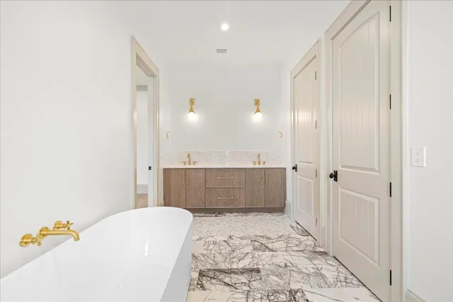 $5,995,000 | 92 Quail Hollow, Inlet Beach, FL 32461