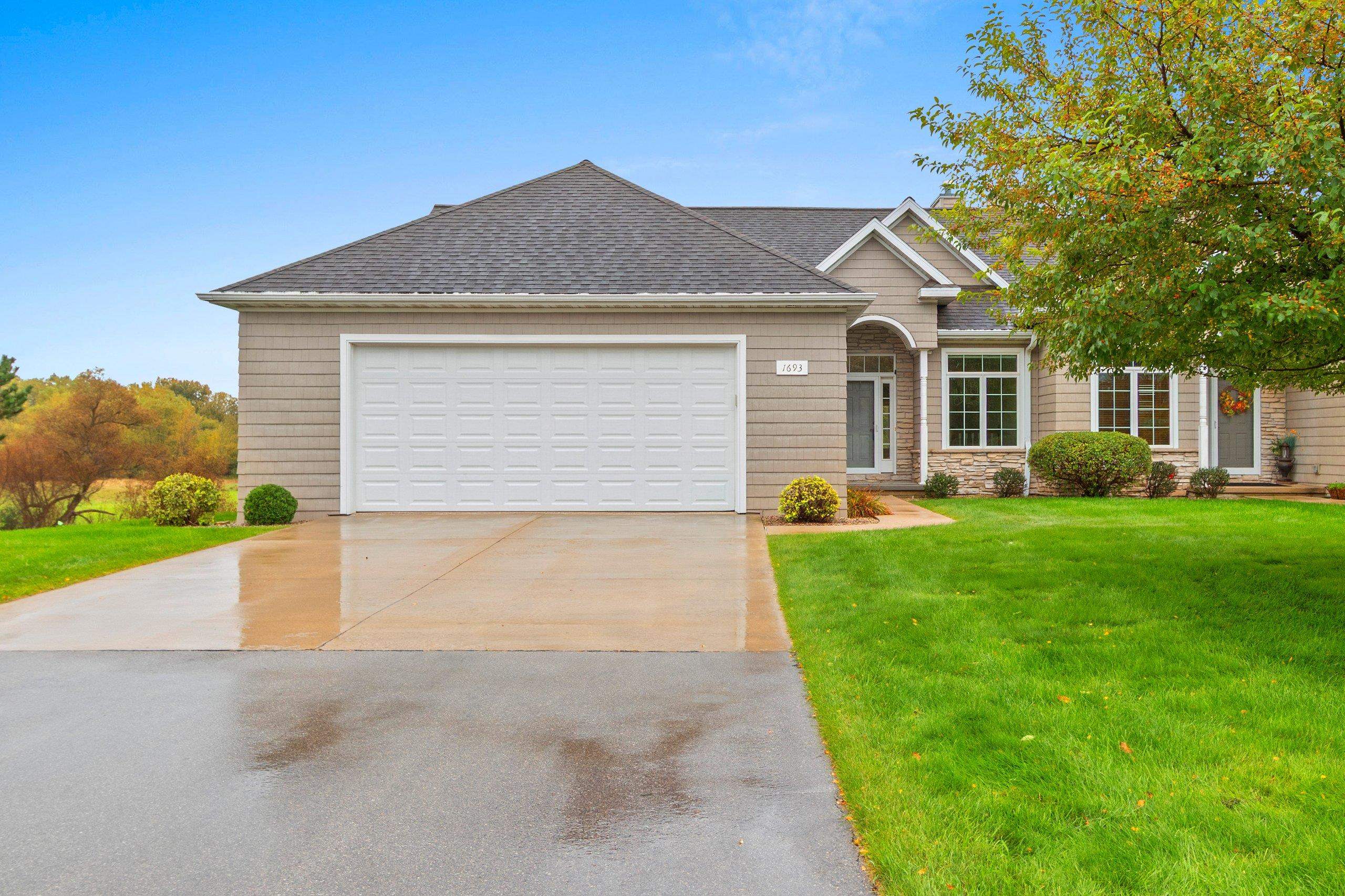 1693 Remington Ridge Way De Pere, WI 54115 - Photo 1 of 1