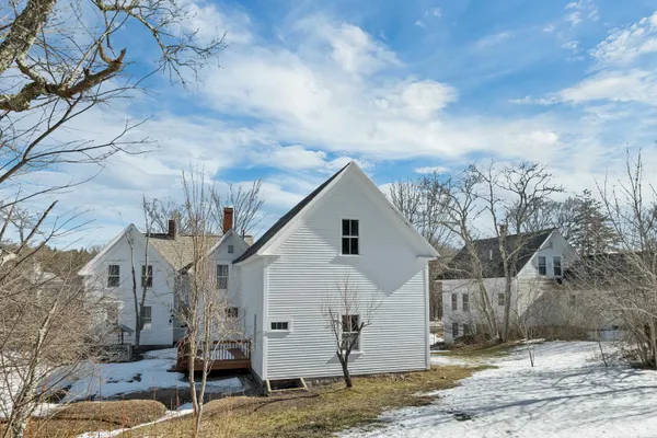 $449,900 | 336 Main Street, Wakefield, NH 03887