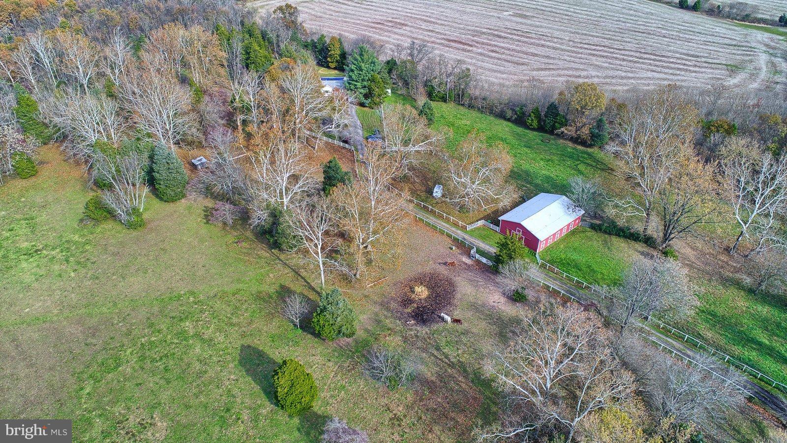 18709 Wasche Road Dickerson, MD 20842 - Photo 5 of 30 Your private drive winds you through pastures