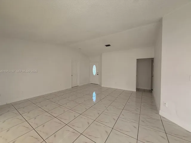 $3,300 | The Meadows of Miramar, Miramar, FL 33025