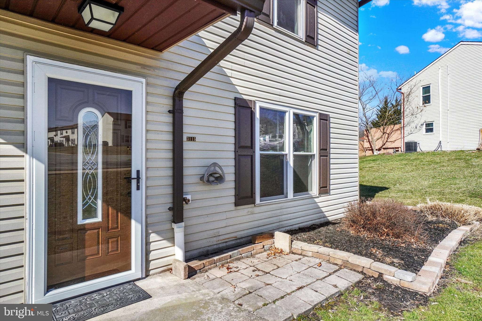 3115 Galaxy Road Dover, PA 17315 - Photo 4 of 25 Gallery Image 4