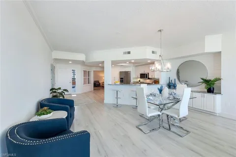 $1,800,000 | 269 Barefoot Beach Boulevard, Unit 403, Bonita Springs, FL 34134