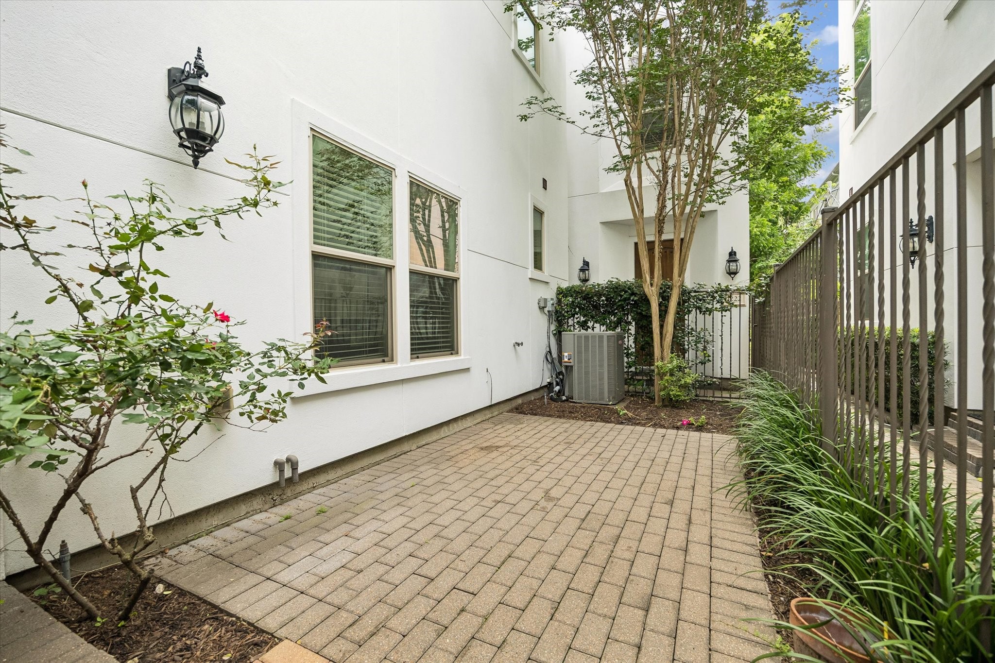4220 Dickson Street Houston, TX 77007 - Photo 25 of 30