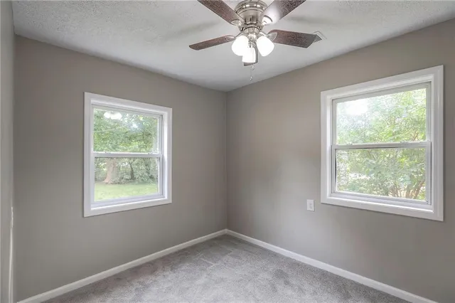 $220,000 | 2705 South 51st Court, Kansas City, KS 66106