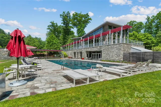 $1,175,000 | 15 Mirehouse Run, Asheville, NC 28803