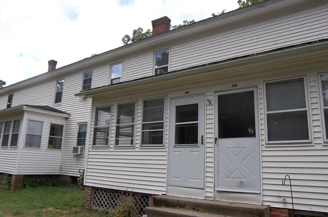 $2,000 | 157 East Street, Unit 159, Northbridge, MA 01588