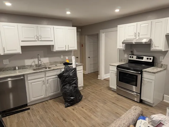 $2,000 | 157 East Street, Unit 159, Northbridge, MA 01588