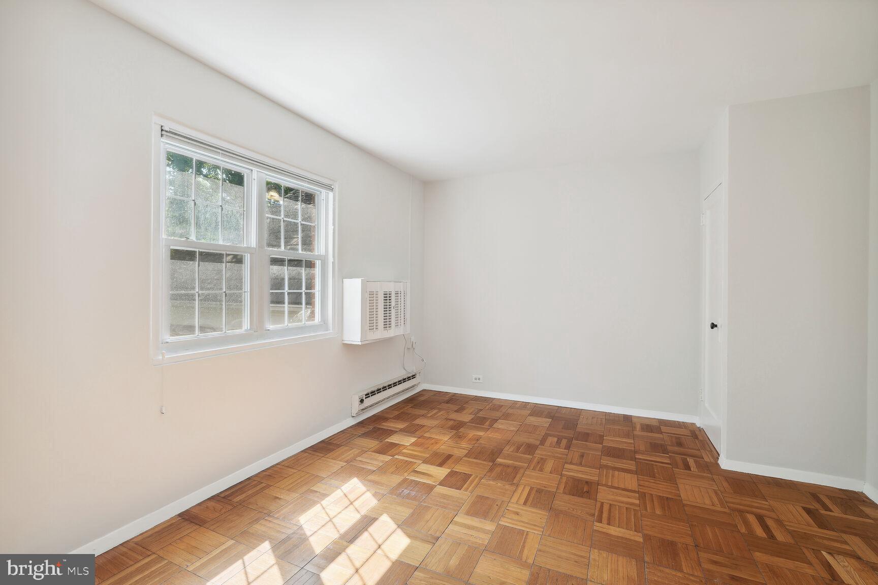 1705 Preston Road Alexandria, VA 22302 - Photo 15 of 24 Bedroom #2 vacant