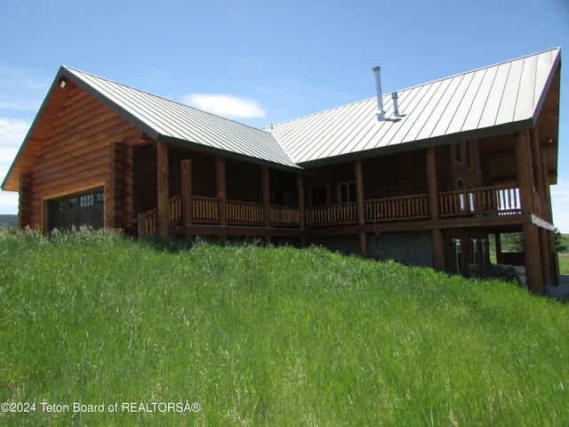 $9,334,831 | 7424 Mckinlay Lane, Newdale, ID 83436