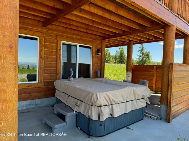 $9,334,831 | 7424 Mckinlay Lane, Newdale, ID 83436