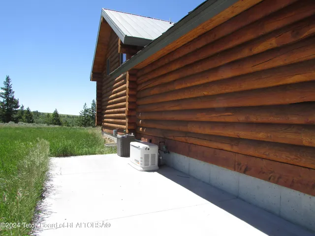 $9,334,831 | 7424 Mckinlay Lane, Newdale, ID 83436