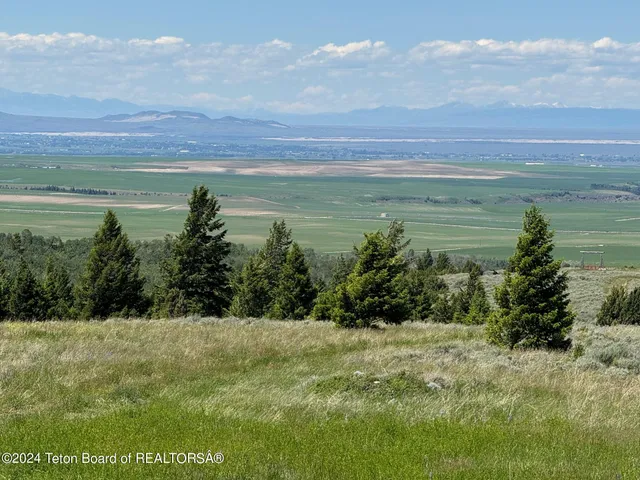 $9,334,831 | 7424 Mckinlay Lane, Newdale, ID 83436