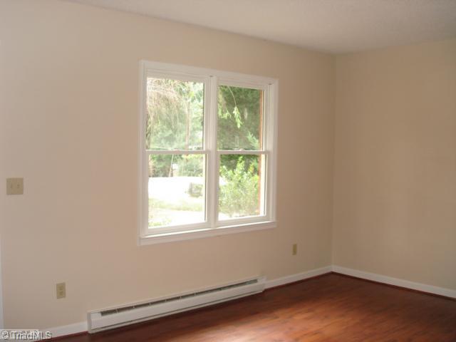 545 Heatherton Lane Rural Hall, NC 27045 - Photo 5 of 14 Living Room.