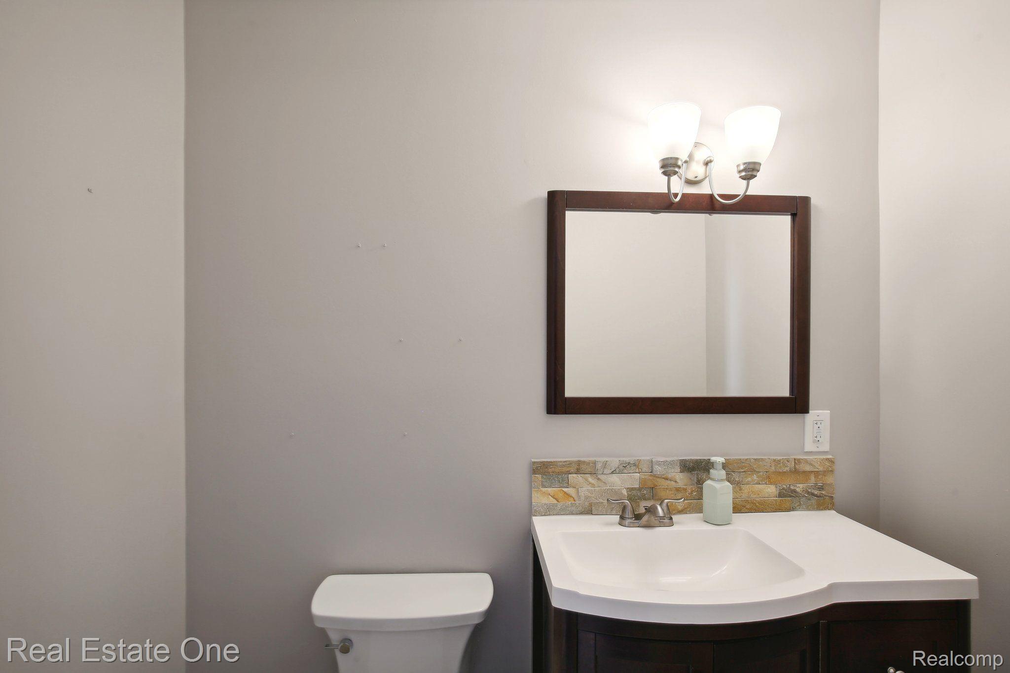 1100 Harding Avenue Rochester, MI 48307 - Photo 13 of 37 Gallery Image 13