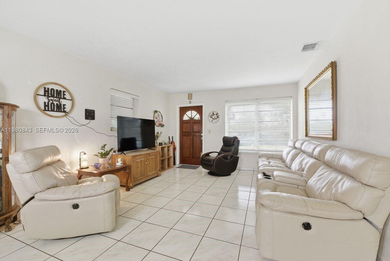 1930 Southwest 82nd Avenue Miami, FL 33155 - Photo 13 of 25