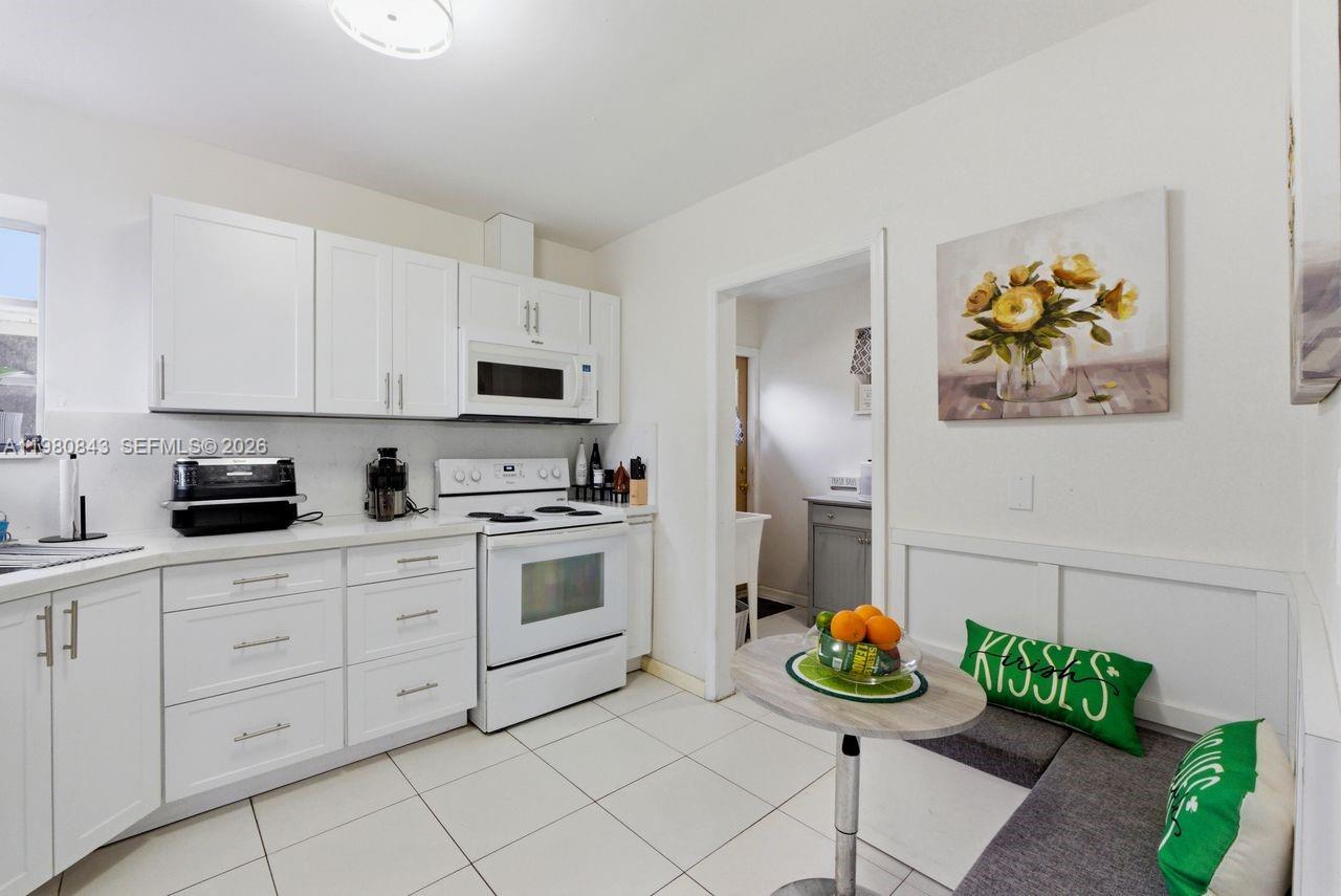 1930 Southwest 82nd Avenue Miami, FL 33155 - Photo 19 of 25