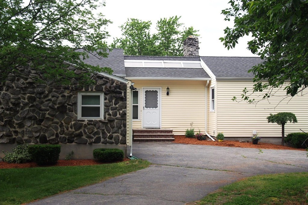 9 Argilla Road Methuen, MA 01844 - Photo 2 of 30 Gallery Image 2
