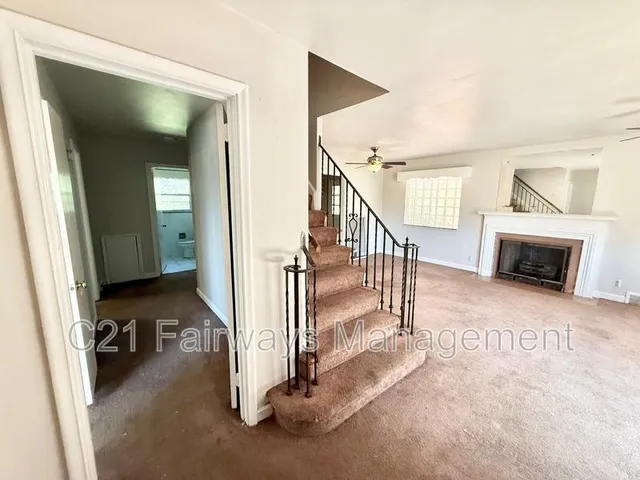 $825 | 2527 Versailles Avenue, McKeesport, PA 15132