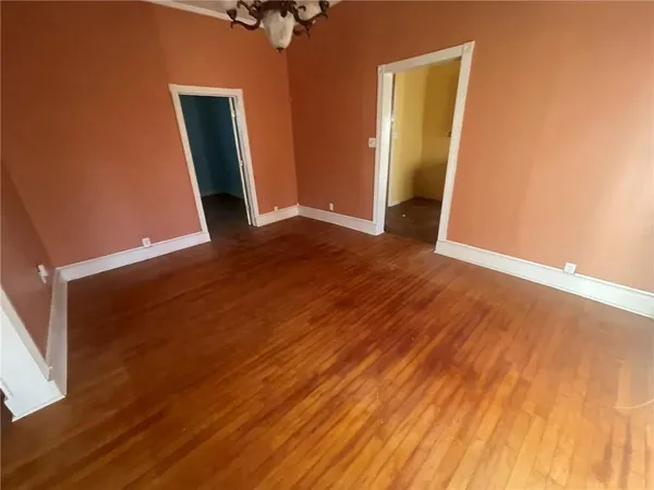 $73,000 | 724 East Clinton Street, Clinton, MO 64735