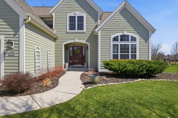 $724,900 | W348N5818 Snapdragon Court, Oconomowoc, WI 53066