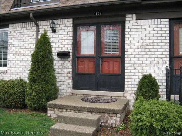 $1,900 | 1859 Wickham Street, Royal Oak, MI 48073
