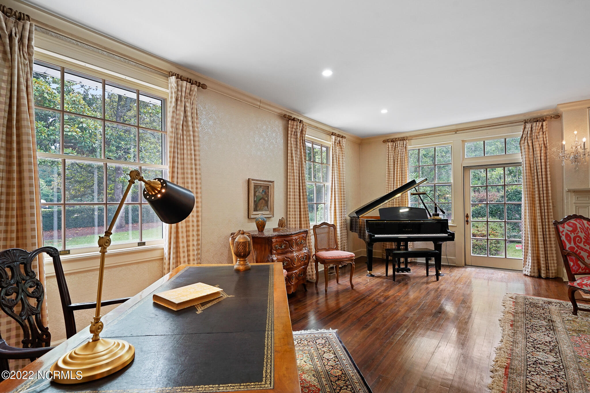50 McCaskill Road West Pinehurst, NC 28374 - Photo 12 of 66 living room