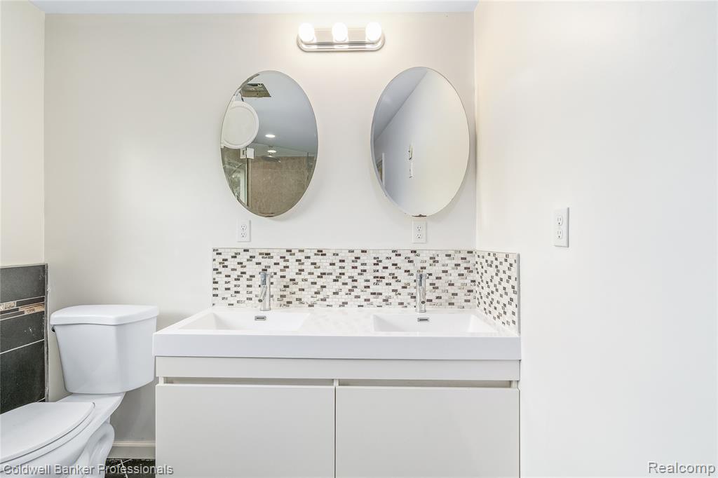 7841 Haggerty Road Belleville, MI 48111 - Photo 13 of 20
