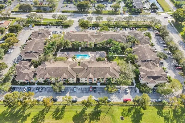 $2,500 | 7085 Nova Drive, Unit 226, Fort Lauderdale, FL 33317