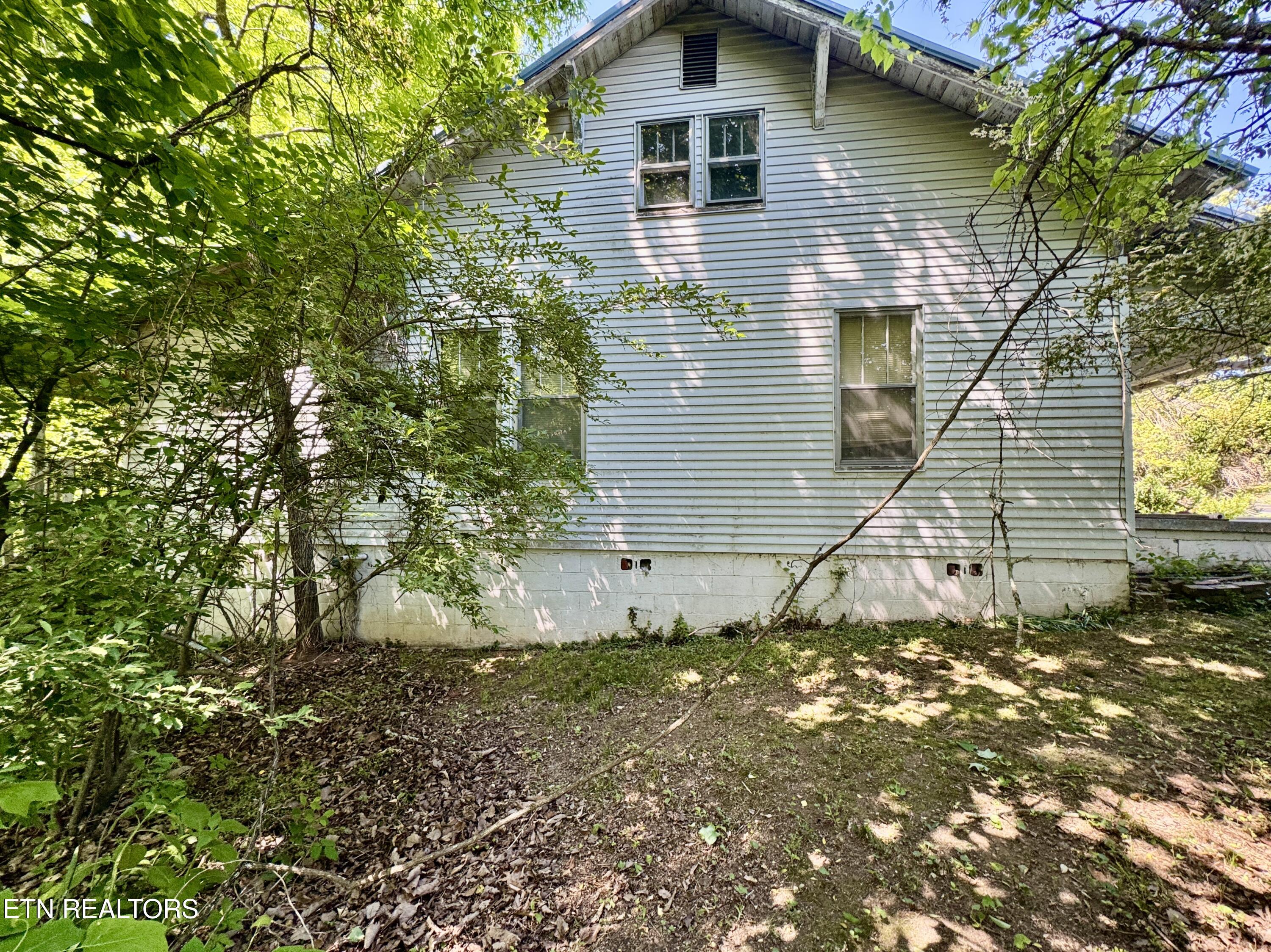 214 Sequoyah Road Andersonville, TN 37705 - Photo 9 of 15 9