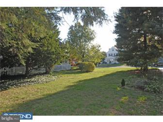 455 Irvington Road Drexel Hill, PA 19026 - Photo 12 of 12 Exterior Side