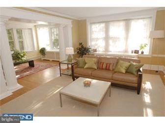 455 Irvington Road Drexel Hill, PA 19026 - Photo 3 of 12 Living Room