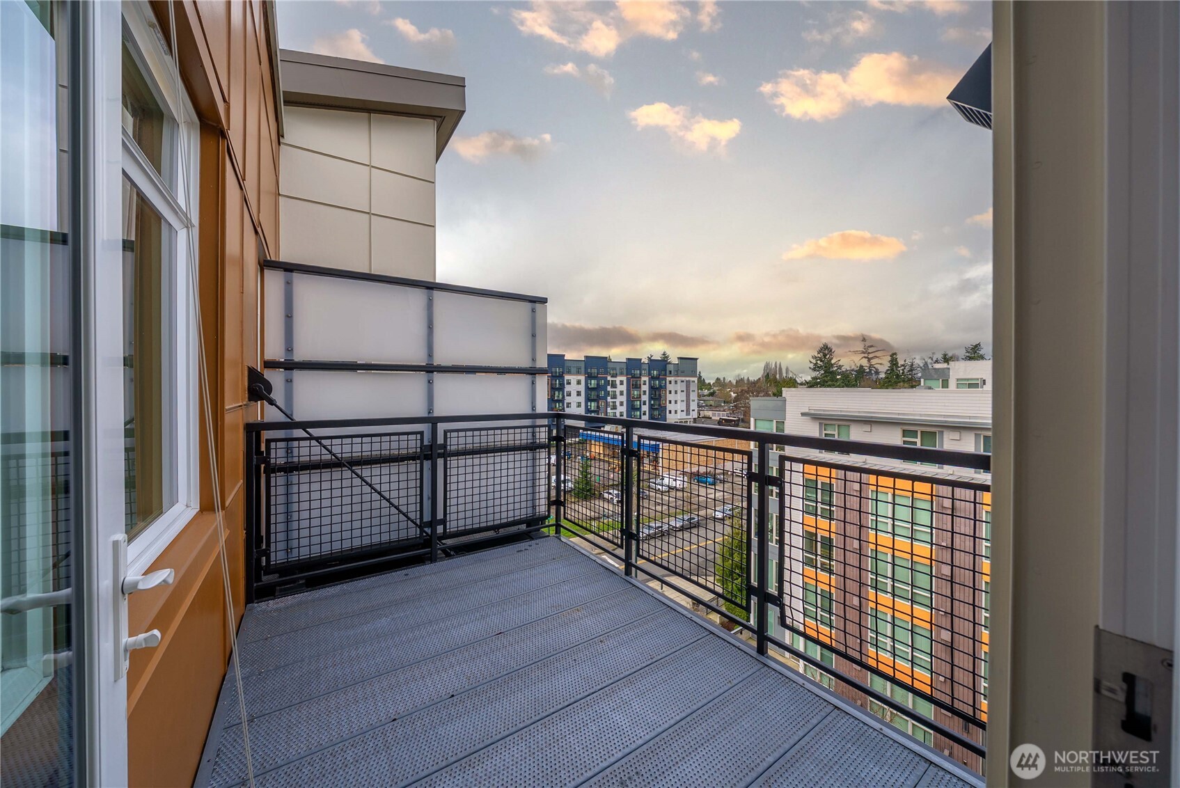 15100 6th Avenue Southwest, Unit 730 Burien, WA 98166 - Photo 16 of 37