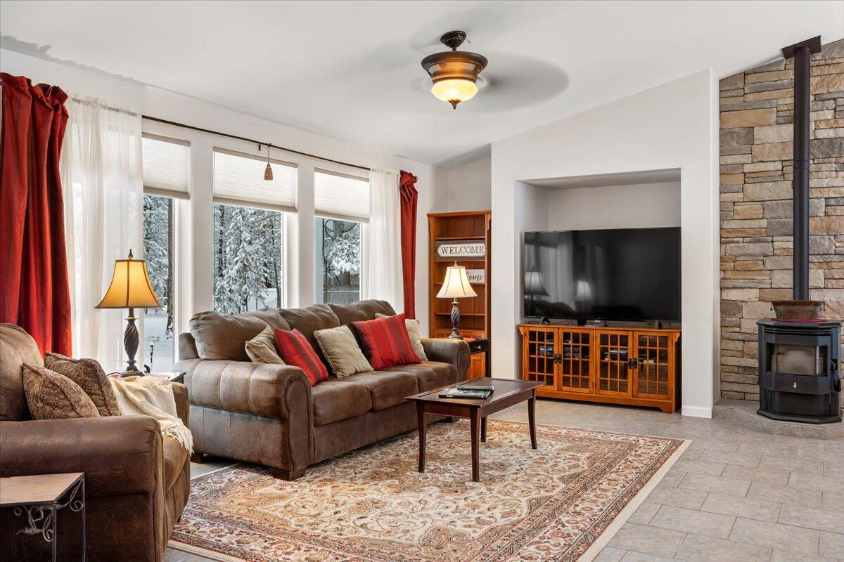 53249 Andrews Road La Pine, OR 97739 - Photo 7 of 49 Open Concept Great Room with Pellet Stove