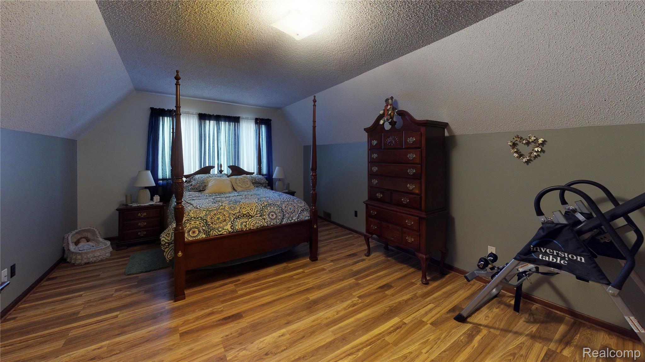 4675 Kilgore Road Croswell, MI 48422 - Photo 12 of 38 4675-Kilgore-Rd-Bedroom.jpg
