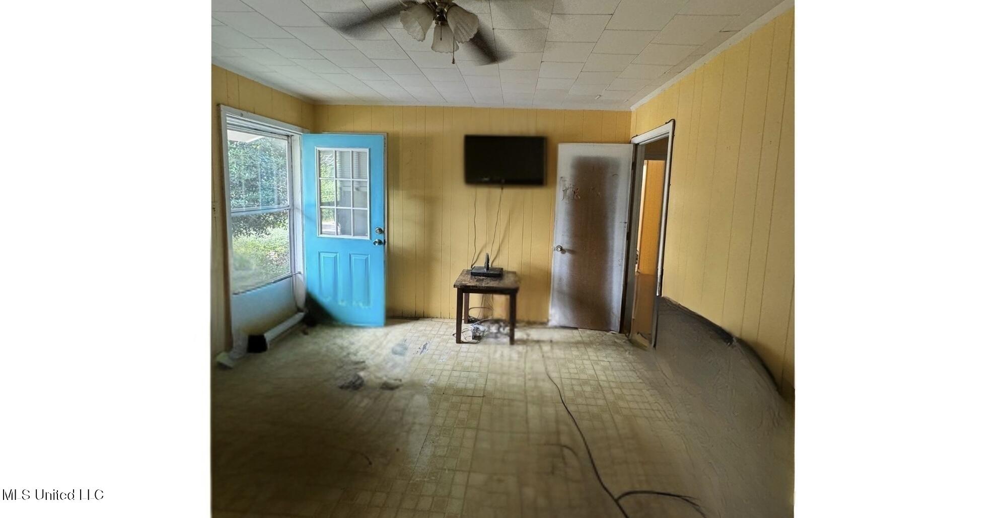 812 Carver Street Carthage, MS 39051 - Photo 4 of 6 Untitled design.zip - 4