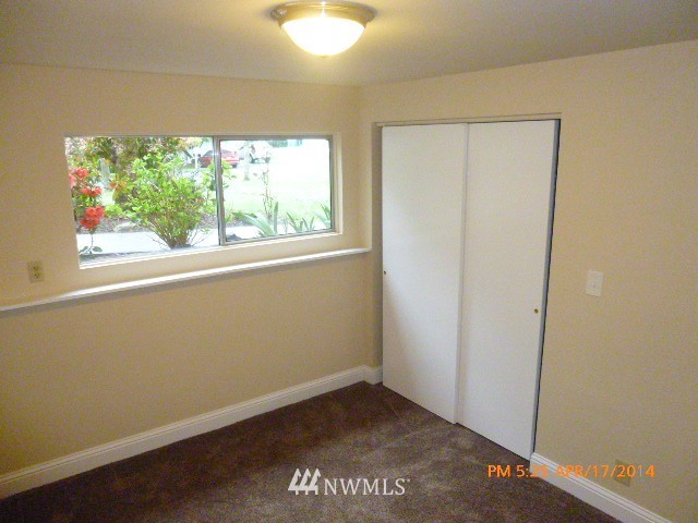 101 234th Place Southeast Bothell, WA 98021 - Photo 23 of 23 an empty room with a window