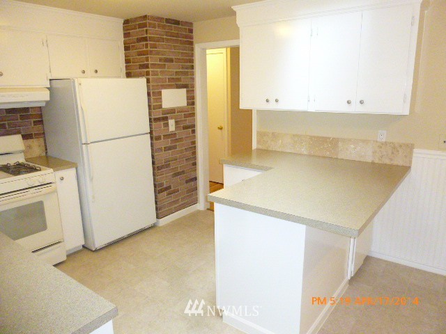 101 234th Place Southeast Bothell, WA 98021 - Photo 9 of 23 a utility room with dryer and washer