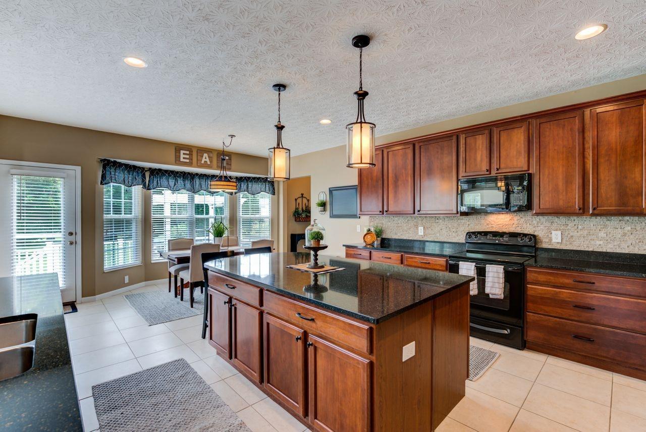 650 Hyacinth Road Cincinnati, OH 45245 - Photo 5 of 40 Gallery Image 5