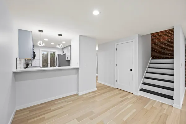 $385,000 | 10 Eaton Court, Unit 10, Amherst, MA 01002