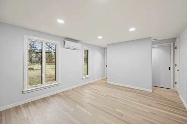 $385,000 | 10 Eaton Court, Unit 10, Amherst, MA 01002