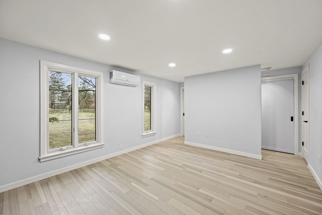 10 Eaton Court, Unit 10 Amherst, MA 01002 - Photo 17 of 42