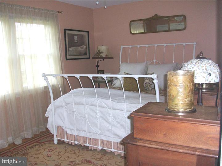 752 Paddock Path Moorestown, NJ 08057 - Photo 12 of 20 Bedroom 2
