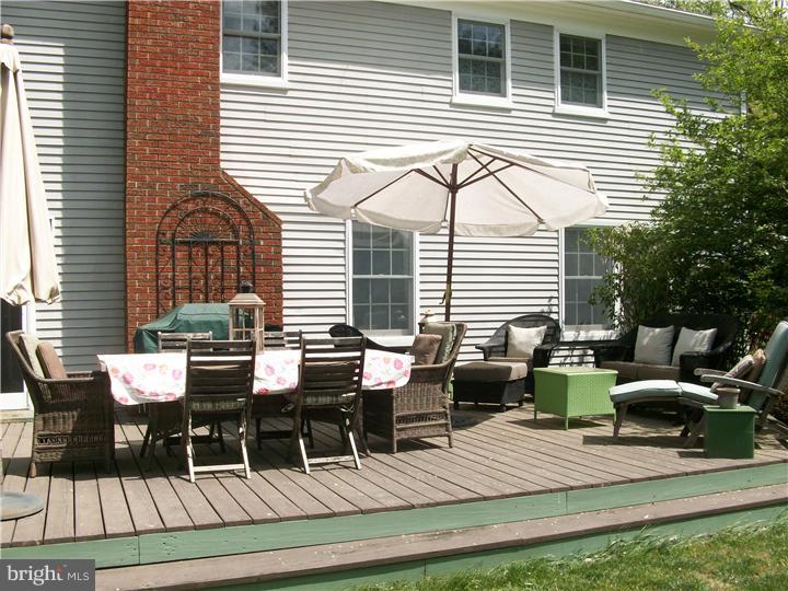 752 Paddock Path Moorestown, NJ 08057 - Photo 18 of 20 Deck