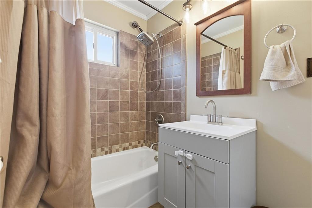1630 Old Brodhead Road Monaca, PA 15061 - Photo 20 of 28 a bathroom with a sink toilet and shower